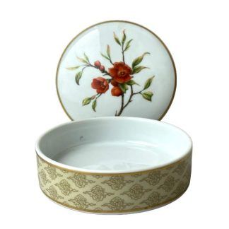 Caja de porcelana, Vista Alegre (Flor del granado)